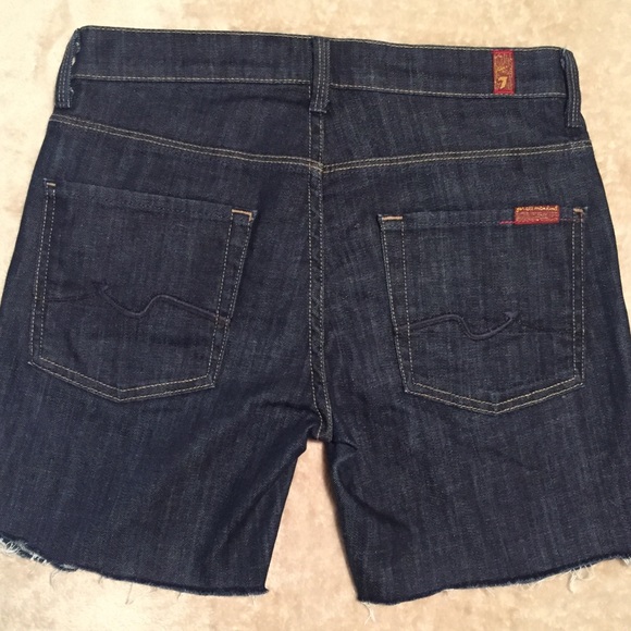 7 for all Mankind denim shorts - Picture 1 of 7